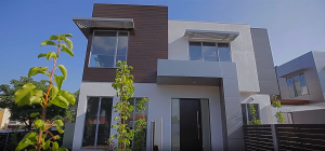 High-End Luxury Townhouses